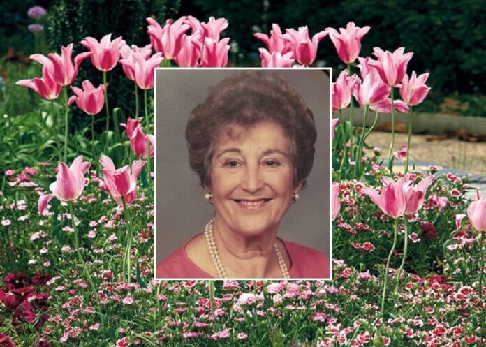 Iside-Marie-Pieragnoli-Davis