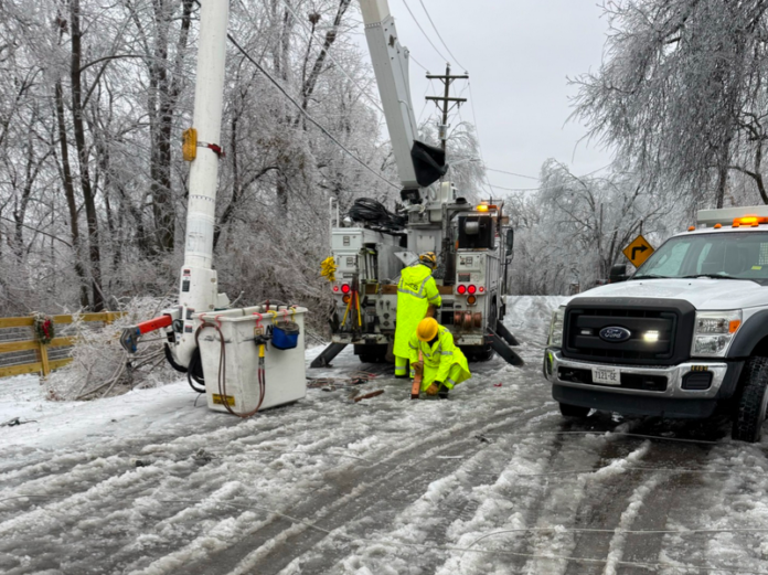 utility-worker-snow-ice-winter-1